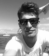 Миниатюра Мужчина Артем Центр Фотография 