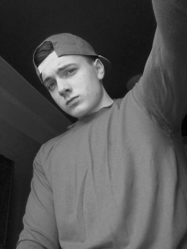 Мужчина Серж Центр